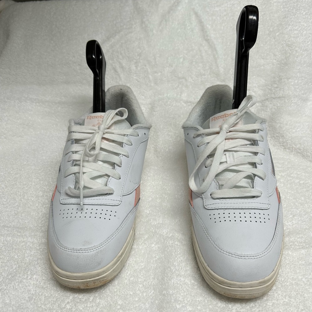 Reebok White and Pink Casual Sneakers